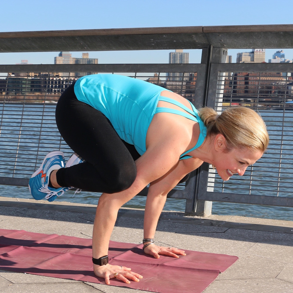 How To Hold Crow Pose For More Than 2 Seconds